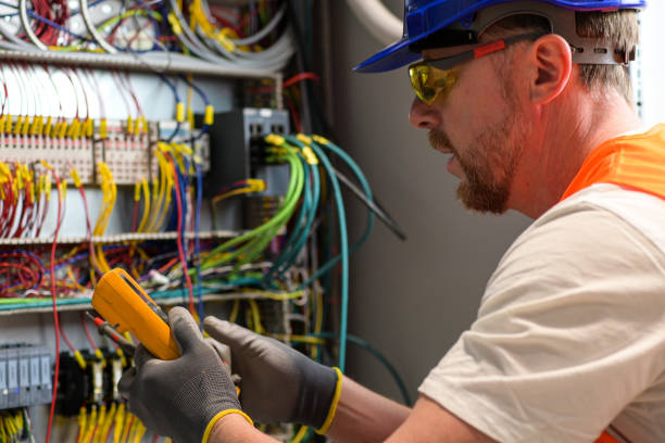 Best Licensed Electrician  in Spring Lake, NC
