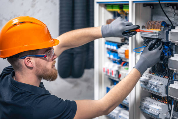 Best Affordable Emergency Electrician  in Spring Lake, NC